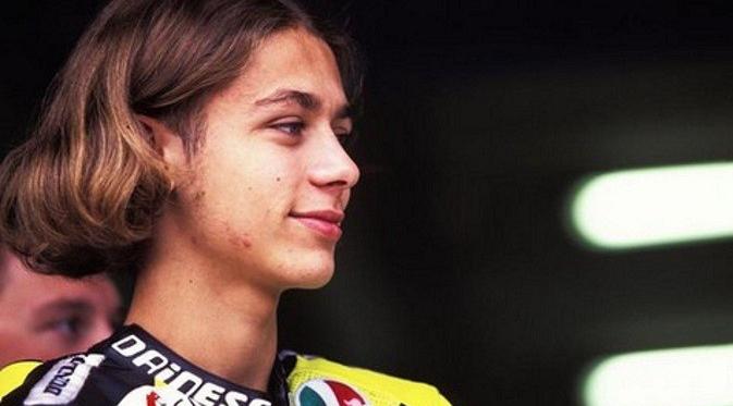 Perubahan Gaya Rambut Rossi Sejak Kecil hingga Dewasa 