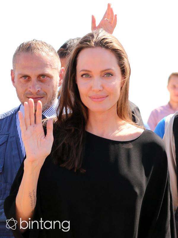 Angelina Jolie telah memutuskan bercerai dengan Brad Pitt. (AFP/Bintang.com)
