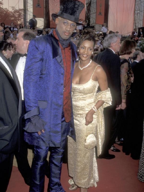 Dennis Rodman dan Vivaca A. Fox kencan di tahun 1997. (Huffington Post)