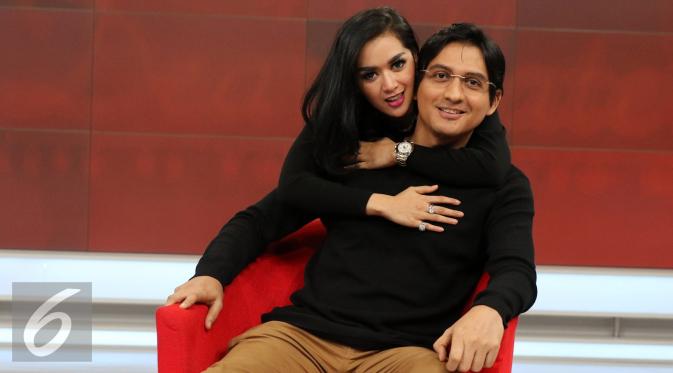 Tiara Dewi dan Lucky Hakim (Herman Zakharia/Liputan6.com)