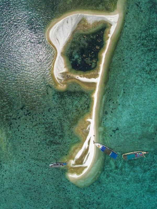 Pulau Sembilan, Taman Nasional Komodo, NTT. (antonchandra/Instagram)