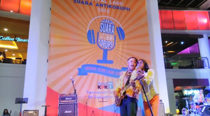 Dandelions, salah satu finalis Festival Lagu Antikorupsi Surabaya (Foto: Godham Perdana)