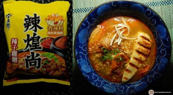 JML Emperor Instant Noodles Spicy Chicken. (Via: theramenrater)