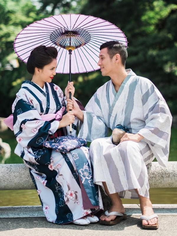 Sejak masih menjadi sepasang kekasih, Junior Liem dan Putri Titian sering membuat iri netizen. Junior dan Tian sering membagikan foto kemesraannya melalui Instagram. (Instagram/putrititian)