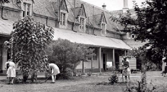Gedung Parramatta Girls Home di New South Wales (royalcommission.com.au)