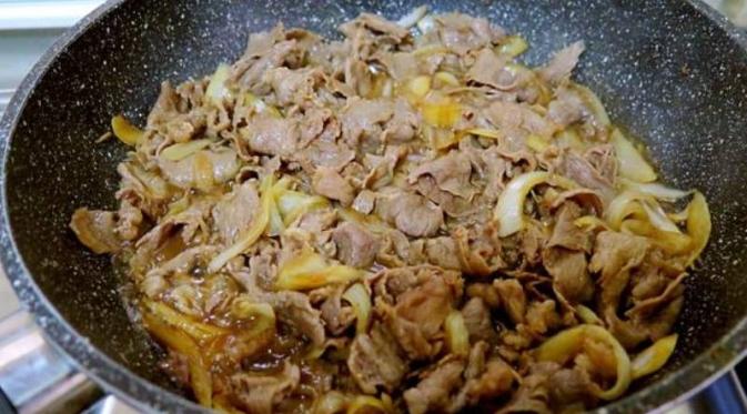 Beef Bowl/Gyudon. foto: cookpad