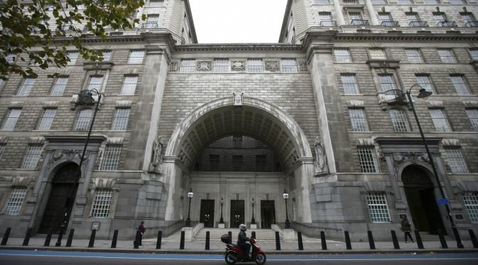 Markas besar MI5 di Thames House, London (Reuters)