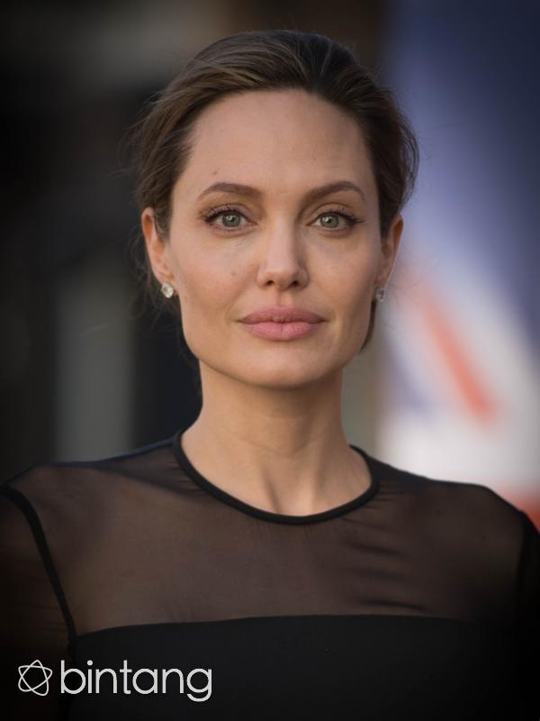 Angelina Jolie telah mengangkat ovariumnya untuk menghindari kanker. (AFP/Bintang.com)