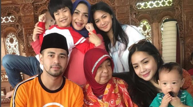 Nenek Nagita Slavina, sosok yang hangat terhadap keluarga. (Instagram @raffinagita1717)