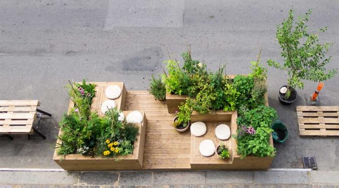 Urban garden. (Via: tumblr.com)