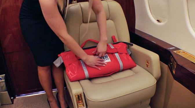 Sebuah tas untuk menempatkan Galaxy Note 7 dan baterai lithium-ion bermasalah di penerbangan (Sumber: Mashable)