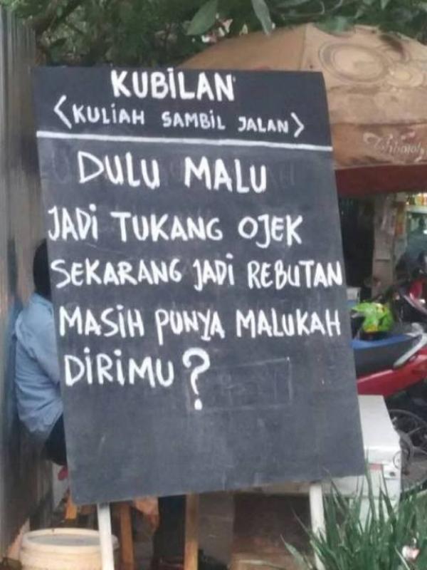 Supaya Semangat Kerja, Ini 8 Quote Tukang Ojek Pangkalan. (Foto: Facebook/Istimewa)