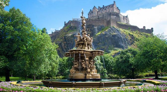 Edinburgh Castle, Skotlandia. (German Vidal/Getty Images)