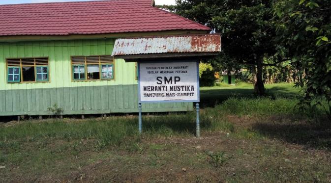 SMP Meranti Mustika, lokasi program Geng Ijo Sehati pertama. (Foto: Dok Nining)