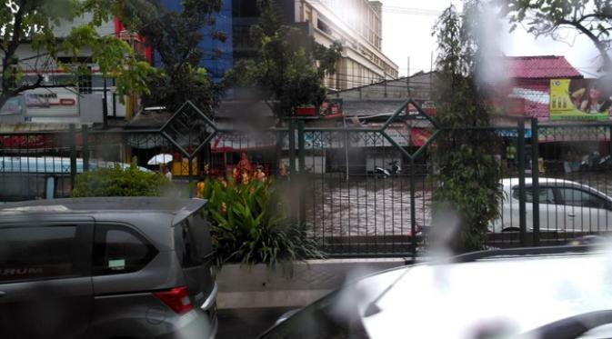 Gara-Gara Hujan, Jalan di Tangerang Macet 8 Km