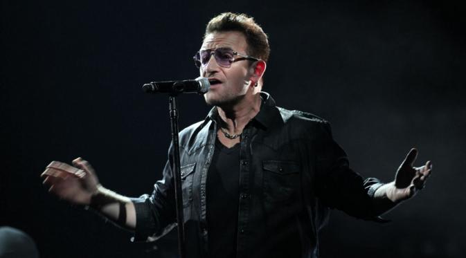 Bono U2 (Pinterest)