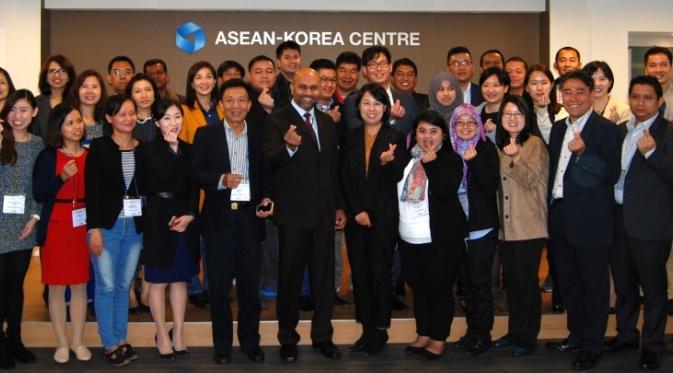 Delegasi ASEAN Media People's Visit to Korea berfoto bersama di ASEAN-Korea Centre, Seoul, Korea Selatan. (Ist)