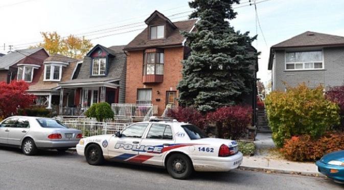 Kediaman Meghan Markle di Toronto dijaga ketat (via. Dailymail)