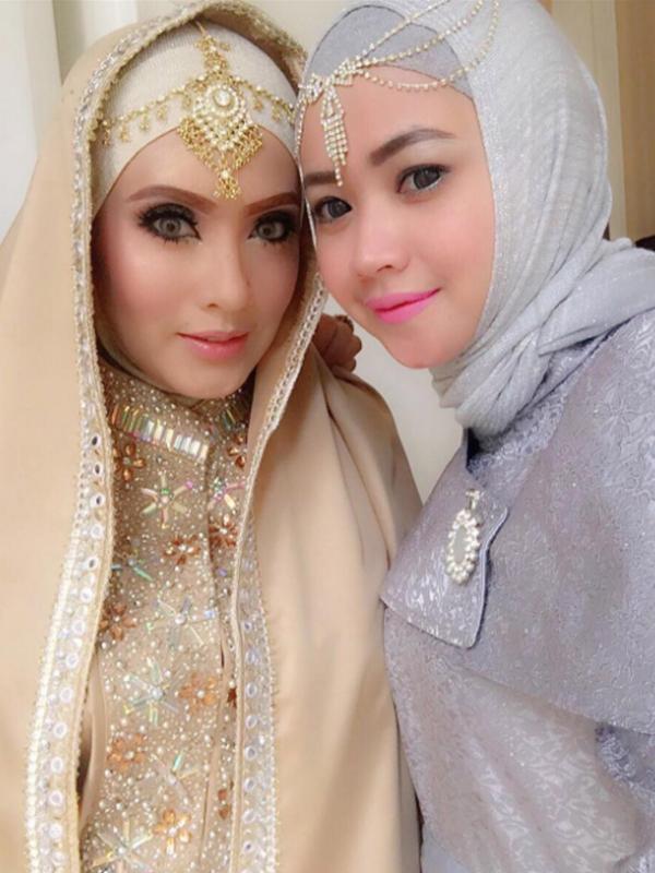 Elma Theana bersama putrinya, Isya Adinda Kalia. (Instagram)