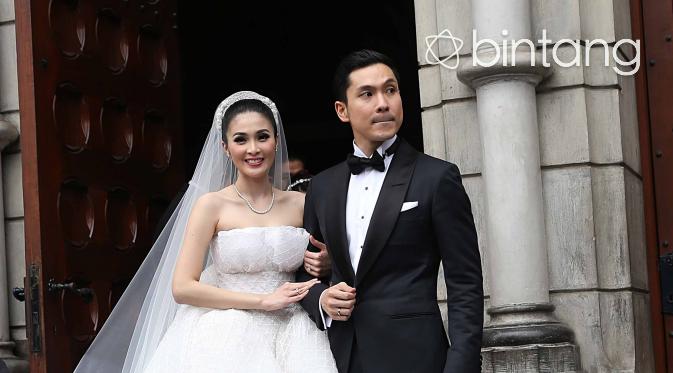 Pernikahan Sandra Dewi dan Harvei Moeis di Disneyland Jepang akan disiarkan langsung. (Nurwahyunan/Bintang.com)