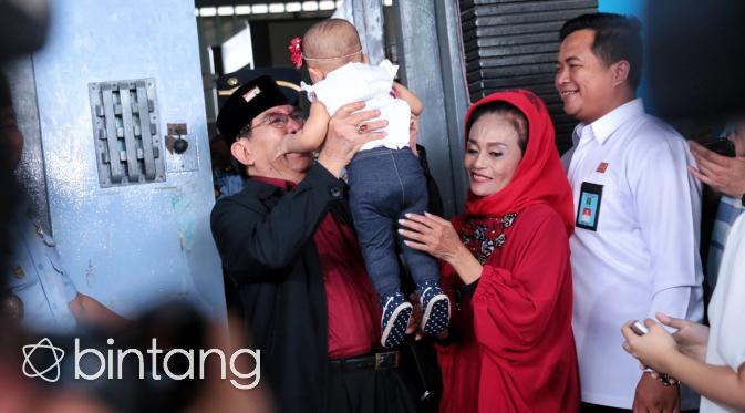 Bebas, Antasari Azhar Ingin Cepat Merasakan Masakan Istri. (Bintang.com/Adrian Putra)