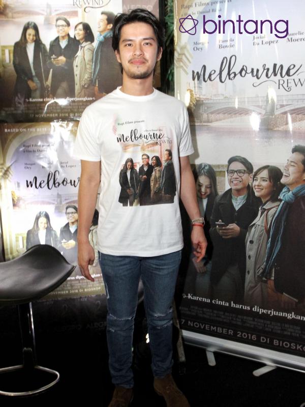 Morgan Oey di jumpa pers film Melbourne Rewind. (Adrian Putra/Bintang.com)