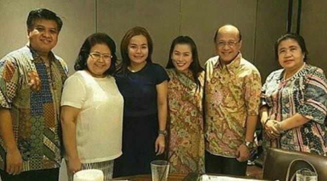 Postingan Linna Teguh, istri Mario Teguh. (Instagram/vigalsya)