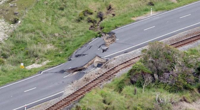 Dampak gempa di Ohau Point, New Zealand. (AFP)