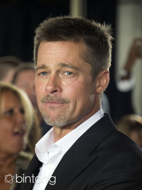 Brad Pitt tak akan rayakan Thanksgiving Day dengan Angelina Jolie dan keenam anaknya. (AFP/Bintang.com)