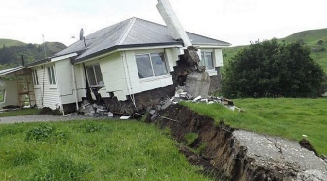 Bagunan di Selandia Baru masih belum diperbaiki akibat gempa 7,8 SR yang mengguncang pekan lalu (afr.com)