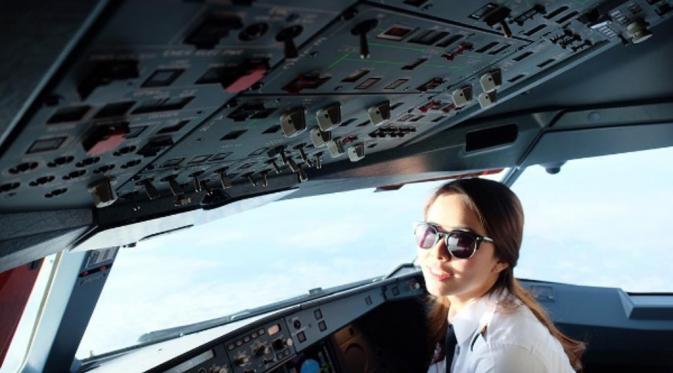 Ini Lho Patricia Yora, Pilot Termuda di Indonesia. (Foto: Instagram @patriciayora)
