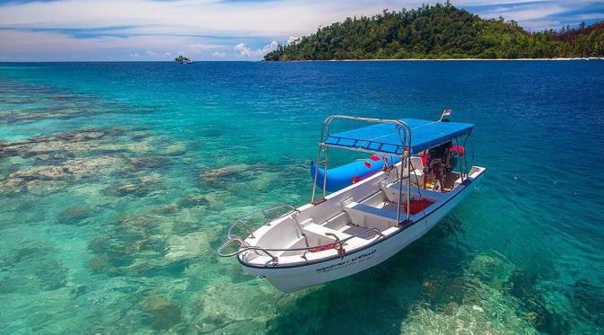 Pulau Pamutusan, Sumatera Barat. (chicwithexplore/Instagram)