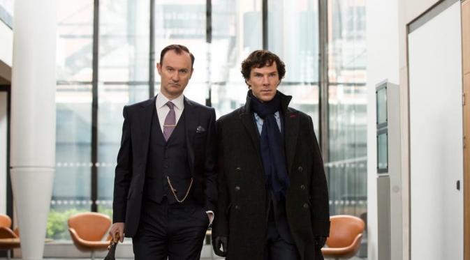 Foto teaser Sherlock season 4. (Via: masterpiece)