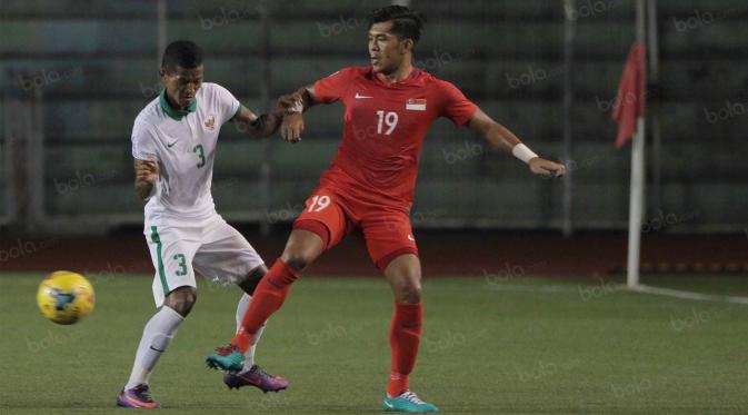 Indonesia vs Singapura (Bola.com/Nicklas Hanoatubun)