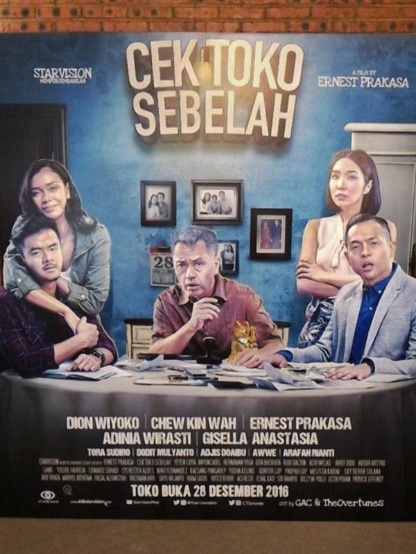 Poster Film Cek Toko Sebelah (Twitter)