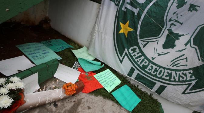 Pemain top dunia pun memberikan ucapan belasungkawa untuk tragedi yang dialami oleh klub sepak bola Brasil, Chapecoense. (Foto: washingtonpost.com)