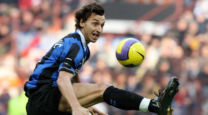 Setelah meninggalkan Juventus, Zlatan Ibrahimovic bergabung dengan Inter Milan. (AFP/Paco Serinelli)