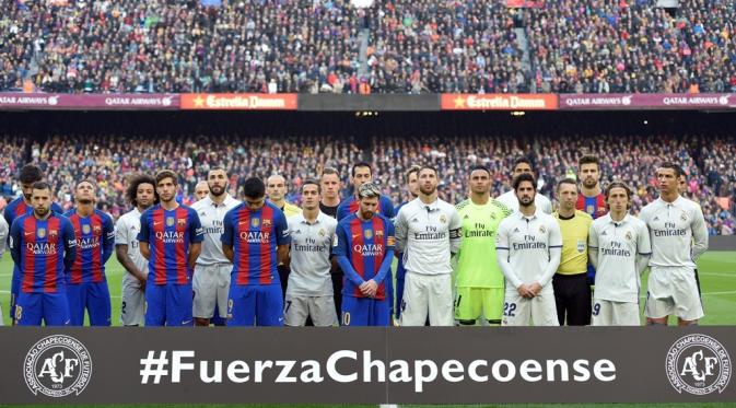 Barcelona dan Real Madrid kerap terlibat perseteruan sengit. (AFP/Lluis Gene)