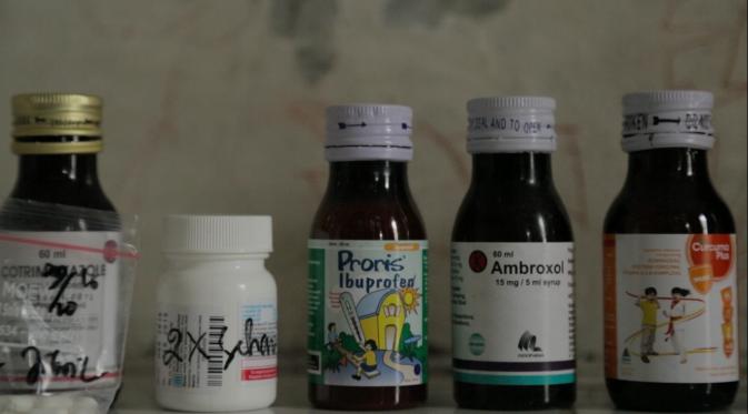 Obatan-obatan yang harus diminum anak-anak dengan HIV/AIDS (Liputan6.com/Mochamad Khadafi)