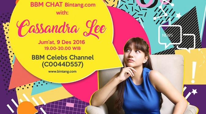 Live Chatting via BBM Celebs Channel. (Febio Hernanto/Ibang/Bintang.com)