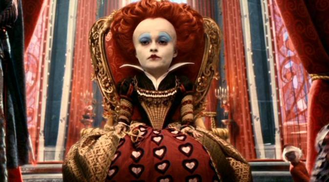 Red Queen, wajah tirani dan penjajah dalam Alice in the Wonderland.