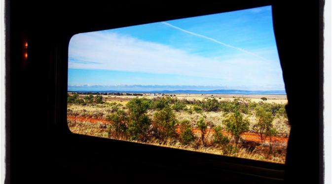 Jalur kereta The Ghan, Adelaide - Darwin, Australia. (marie_barbieri/Instagram)