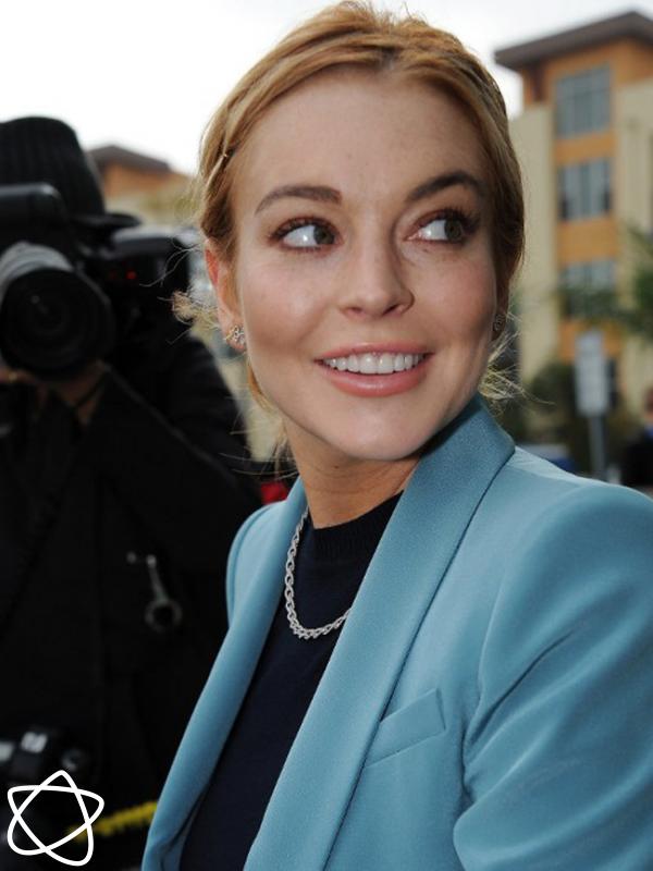 Lindsay Lohan dikabarkan memeluk Islam setelah menghapus seluruh foto di Instagram dan menuliskan 'Alaikum Salam'. (AFP/Bintang.com)