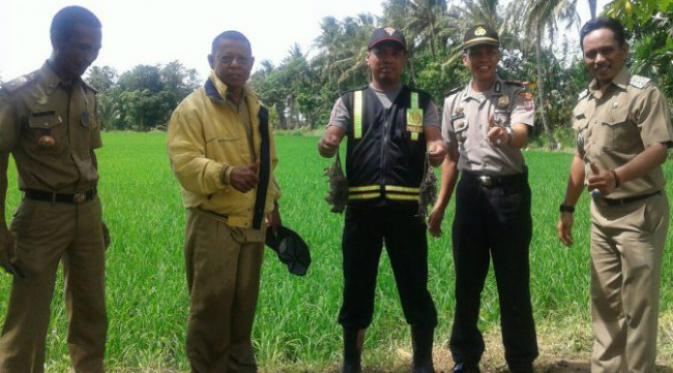 Saat polisi disibukkan dengan operasi lilin, polisi di Kabupaten Pinrang, Sulawesi Selatan (Sulsel) sibuk operasi tikus. (Liputan6.com/Eka Hakim)