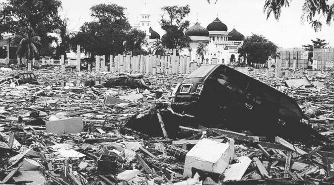 Mengenang 12 tahun tsunami Aceh. (putricynthiaeka/Instagram)