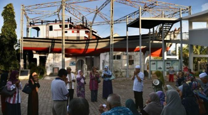 Kapal Nuh yang Beri Keajaiban Saat Tsunami Aceh Menghantam. (BBC)