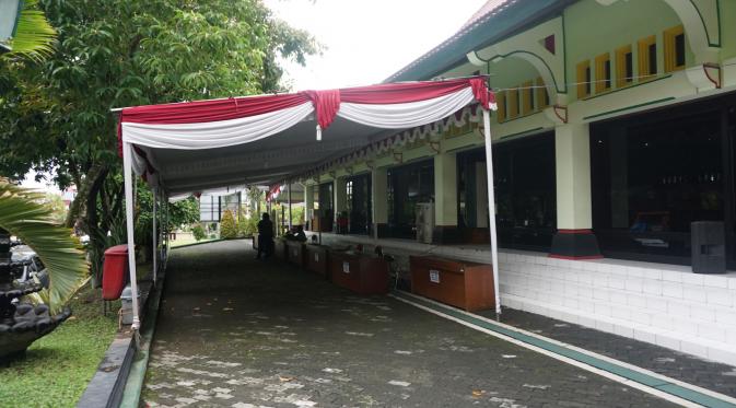 Rencana pelantikan 850 pejabat Klaten dibatalkan setelah Bupati Sri Hartini terjaring OTT KPK. (Liputan6.com/Fajar Abrori)