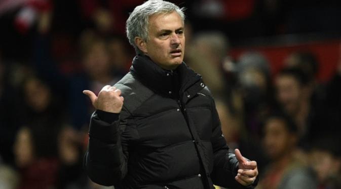 Jose Mourinho menjadi aktor penting dalam tren positif Manchester United (MU). (AFP/Oli Scarff)