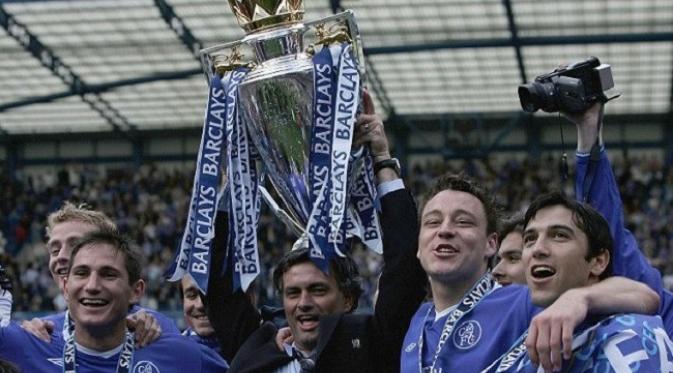 Chelsea 2004-2005 arahan Jose Mourinho sangat kuat dalam bertahan. (Daily Mail)