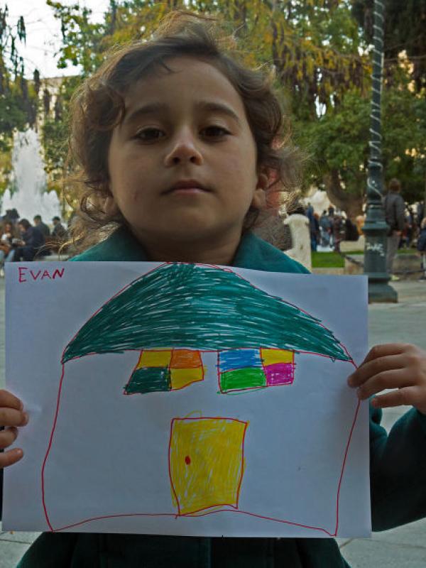 Evan Siloo (5) dari Irak ingin menjadi guru. (Via: boredpanda.com)